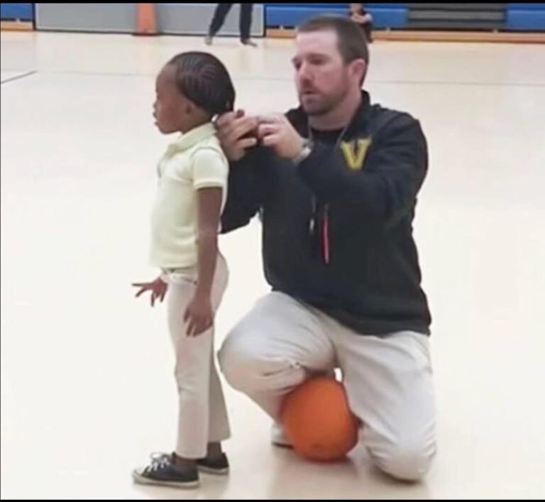 Coach goes viral online for this one act during kids’ basketball game