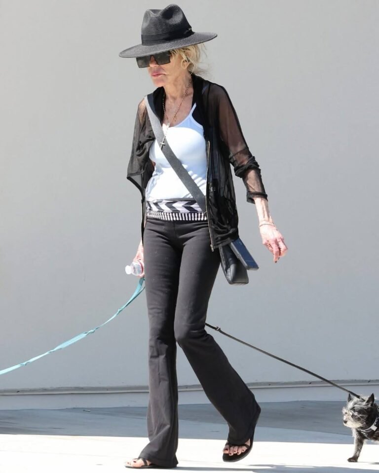 Iconic 70s actress sparks strong reactions after walking her dogs.