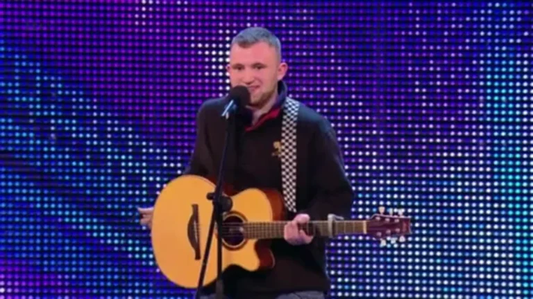 “From Humble Beginnings: Bricklayer Silences Critics with an Incredible Voice!”