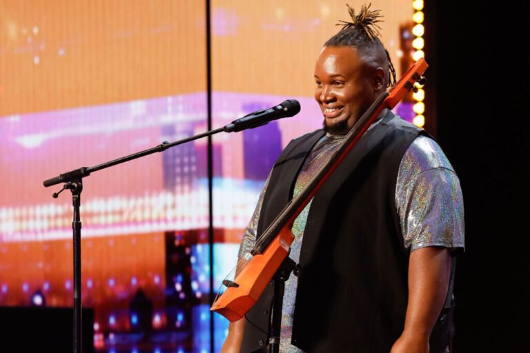 Unexpected and Unforgettable — Electric Cello Sends Judges Into Frenzy